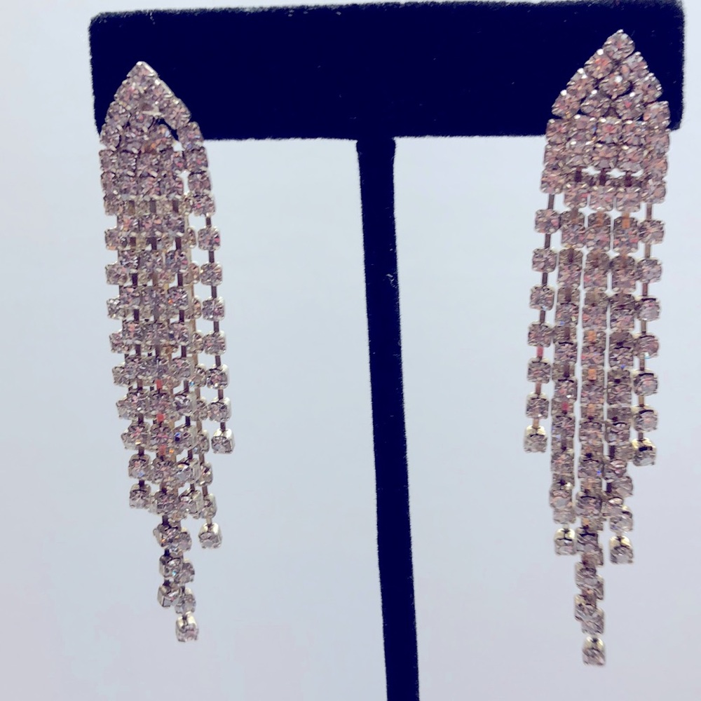 NEW. CRYSTAL CHANDELIER ❤️❤️ valentines Day ❤️